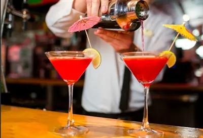 What it takes to be a bartender